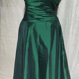 Strapless Emerald Green Dress